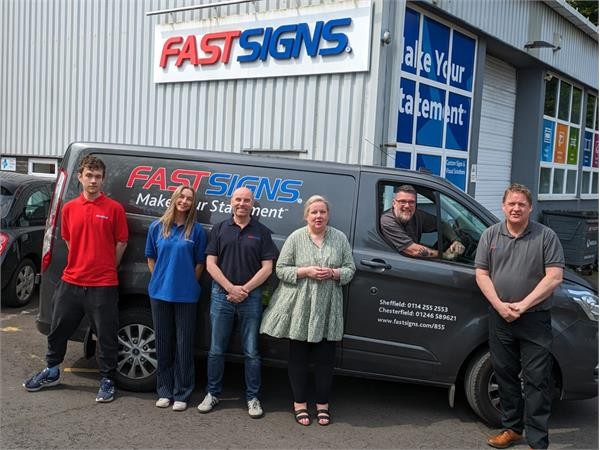 {SIGNAGE MANUFACTURER CELEBRATES PERIOD OF GROWTH WITH FLURRY OF APPOINTMENTS AND NEW CENTRE OPENINGS }