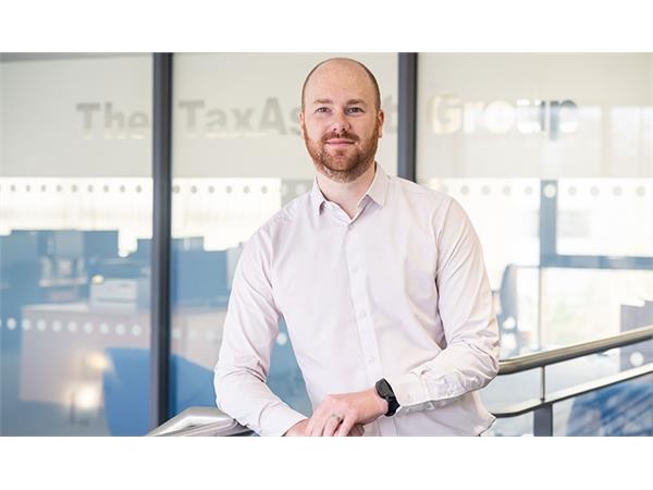 {Richard Jeffery joins TaxAssist Accountant Ben Dixon in partnership Long-standing TaxAssist Accountants David and Anne Dixon will now retire after 23 years.}