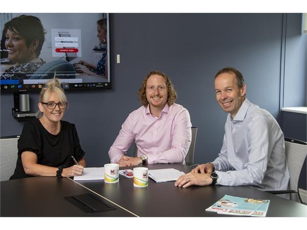 {SPRING GROWTH FOR DRIVER HIRE’S NATIONAL NETWORK}