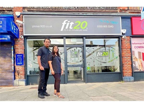 {Why Dinesh and Heena Chose fit20 to Build Their Next Chapter}
