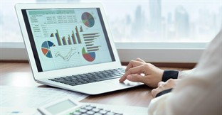 How to choose the right salesperson for your new business