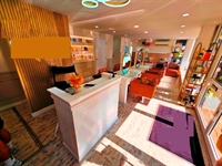 superbly fitted hair beauty-salon - 2