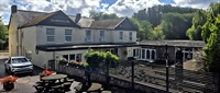 somerset country hotel pub - 1