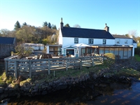 outstanding waterfront bar restaurant - 2