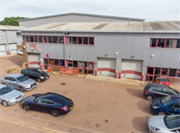 modern freehold warehouse northolt - 1