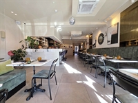 restaurant bar - 1