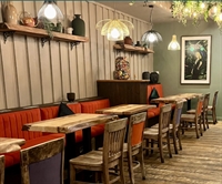 established sports bar ilkley - 2