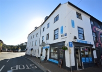 harbourside café 3 bedroomed - 1