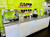 leasehold takeaway located st - 3