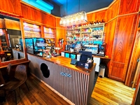 fully refurbished café for - 2