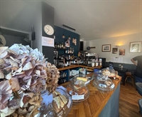 stylish traditional café bistro - 3