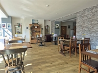 successful restaurant retail unit - 3