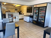 leasehold café located warwick - 2