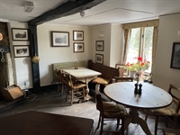 wiltshire character free house - 2