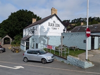 substantial freehouse ceredigion edge - 1