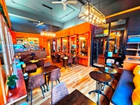 fully refurbished café for - 3