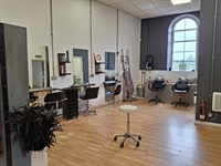 hair salon studio space - 3