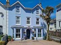 charming 5-letting-room guest house - 1