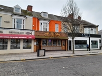 restaurant with flat south - 1