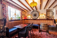 pub with eleven letting - 3