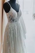 excellent bridal shop established - 1