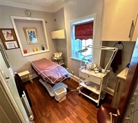 iconic beauty treatment clinic-for - 1