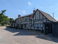 warwickshire select village freehouse - 1