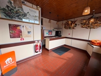 hot food takeaway located - 1