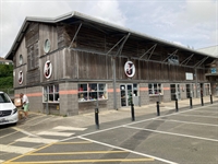 prime retail unit padstow - 2