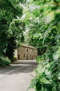 award-winning established beauty clinic - 1