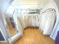 wedding dress bridalwear business - 1