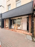 empty retail unit central - 1