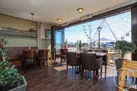 successful family-run seaside restaurant - 3