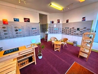 optical dispensers glasses-repair business - 1