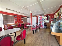 thriving cabin-style cafe potters - 2