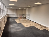 convenient aldridge first-floor offices - 3