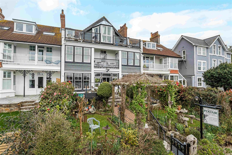 Buy A Coastal B&b With 3 Bed Owners - Falmouth