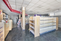 prime retail unit falmouth - 3
