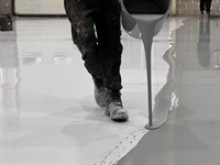 resin flooring contractor operating - 1