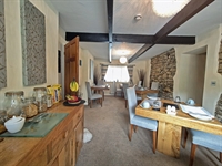 luxury 8 bedroom guest - 2
