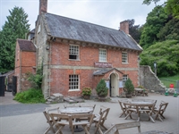 exceptional national trust freehouse - 1