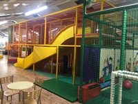 well-equipped children's play centre - 3