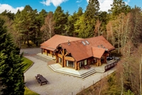 stunning log cabin the - 1