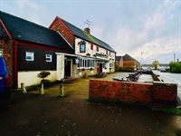 freehold public house located - 3