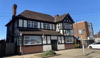 warwickshire wet-led public house - 1