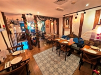 restaurant sought after location - 1