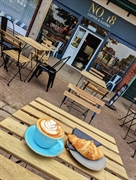 busy profitable coffee shop - 2
