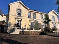 freehold 7 bedroom guest - 1