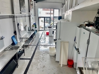 leasehold fish mongers located - 3