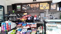 perfect retail unit for - 2